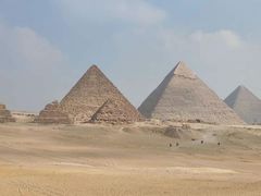 -吉萨金字塔群