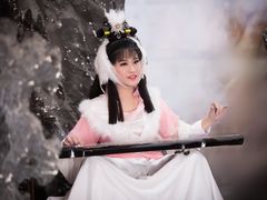 -九月鹰飞汉服摄影工作室