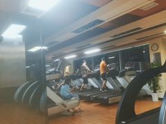 -奇迹健身·恒温游泳(杜鹃万达店)