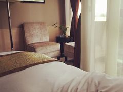-上海怡沁园度假酒店