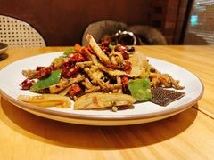 -十三式重庆江湖菜(金茂览秀城店)