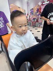 -Oh my head儿童理发(绿地·新田360店)