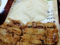 招牌肘子-地方名吃海鲜大馅蒸饺(北戴河店)
