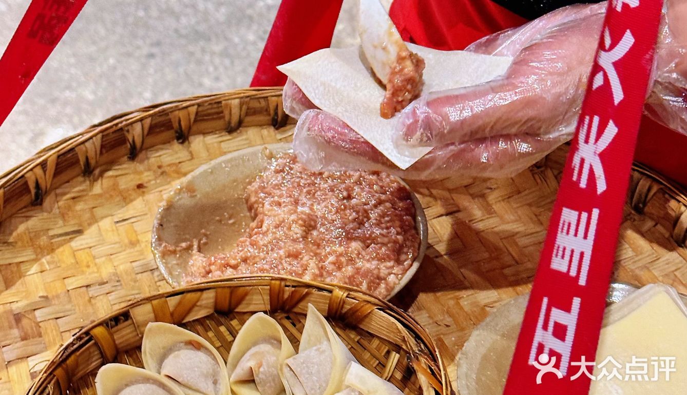 成都必吃榜：五里关火锅，奎星楼的辣味传奇！