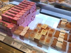 -格瑞思动物奶油生日蛋糕(园区永旺店)