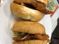 特色猪扒包-华星冰室(湾仔店)