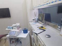 -茂菊口腔连锁(浦东南路店)