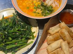 -小小集渔·泰式大排档(太古里香槟店)