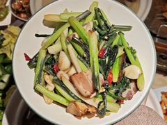 -霄汉牛三鲜湖北砂锅菜(万松园2店)
