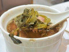 -香港新发烧腊茶餐厅(水围店)