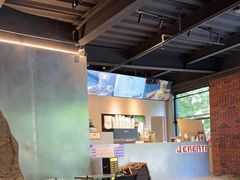 -J Create城市露营咖啡·简餐·宠物(上海动物园店)