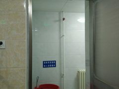 android_upload_pic-四十四中游泳馆