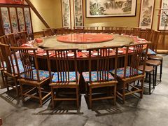 -鱼满舱.地标海鲜.正宗鲁菜(金沙滩店)