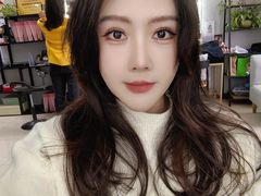 -ME觅妆·定制美妆·彩妆私教(菱角湖店)