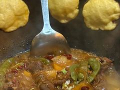 -哈尔滨烧烤·山河村铁锅炖(交大店)