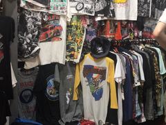 -席娜卡琳火车铁道夜市