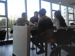 -麦当劳(展览路店)