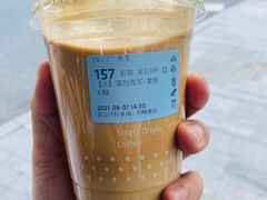 -瑞幸咖啡(杭州绿地中央店)