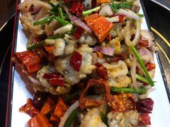 -虾弄弄海派小龙虾·牛羊蝎子火锅