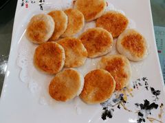 香煎墨鱼饼-东江渔村(皇悦店)