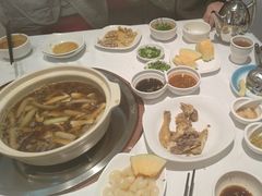 -天宜隆蘑菇宴火锅(石景山旗舰店)