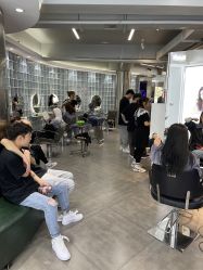 -LESSMORE科技头皮理容中心