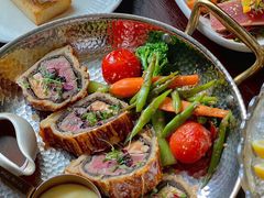 -普朗姆生蚝牛排馆 The Plump Oyster(成都摩方购物中心店)