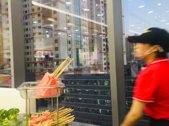 -逸山伍自转小火锅(纺织品店)