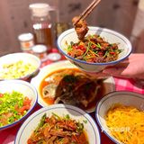 冬天除了吃川菜，还可以来这家苍蝇馆子喝碗蹄花汤