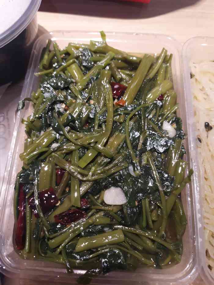 凌峰餐厅(呈贡老城店)-"「醉椒鸡」第一次点凌峰餐厅的外卖,美团上.