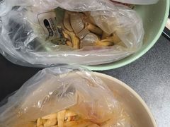 -绝味鸭脖(金顶西街店)