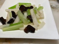 -绿茶餐厅(松江万达店)