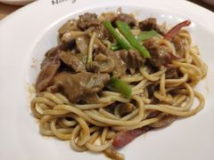 咖喱牛肉意大利面-诺丁牛排披萨自助餐厅(汕头苏宁店)