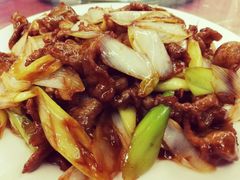 -明月食府(二区干二路店)