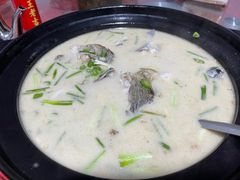 鱼头汤-小洞天柴火土菜馆