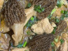 -乡土特色.冷锅鱼.牦牛肉汤锅