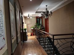 -莱蔻·圣灸堂·推拿艾灸(天山店)