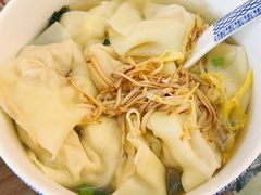 -笑来喜馄饨小笼工坊店(湖滨街店)