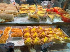-Caidie Bakery采蝶轩(百越店)