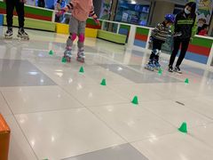 -阿布溜溜(同曦假日百货店)