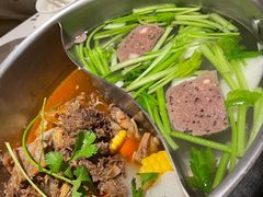 -牛焱·贵州黄牛肉火锅(城西银泰店)