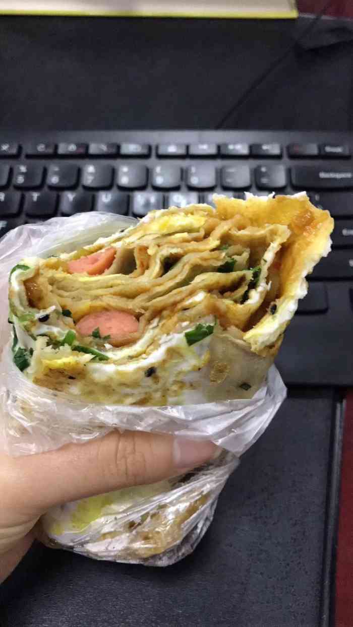 永源放心早餐-"头大,上次做蛋饼,啥都不加,要4块钱,跟.