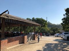 -满記土窑烧鷄波浪山莊