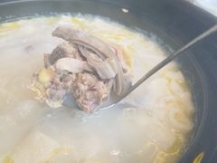 竹笙王猪肚鸡-顺德公广东猪肚鸡·煲仔饭(白石洲店)