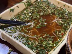 -汤锅大王(新平曹苏黄牛汤锅有限公司)