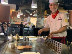-利昂法式铁板主题餐厅(新奥购物中心店)