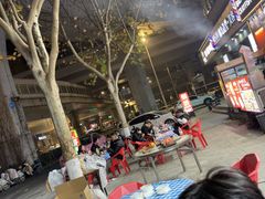 -老街烧烤大排档·地道湖北菜·龙虾馆(汉口火车站店)