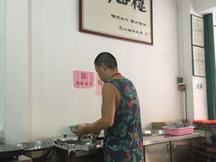 -胡荣泉