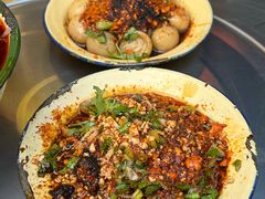 -拈签一笑黄牛肉辣卤串串
