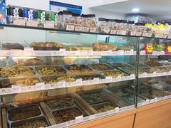 面包甜点陈列柜-牛朋牛奶棚(南昌路店)